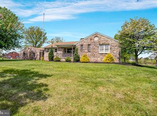 2359 Hendricks Station Rd, Harleysville, PA 19438