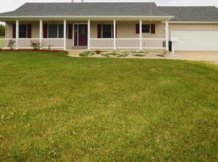 151 N Ethlyn Rd, Winfield, MO 63389