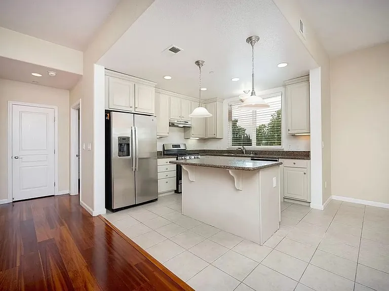 7910 Walerga Rd — Photo 31