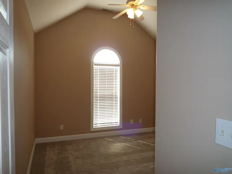 16656 Bellewood Dr — Photo 19