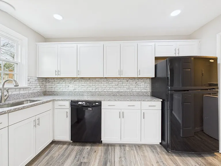 2222 Brightmoor Ct — Photo 11