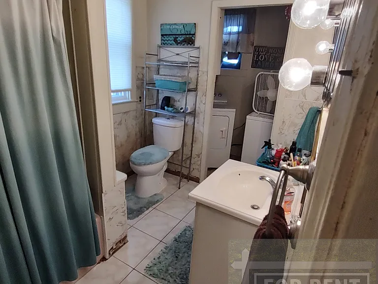 601 E Barker Ave #1 — Photo 8
