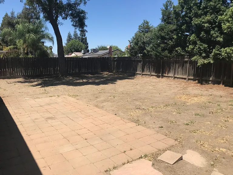 1529 Santa Ana Ave — Photo 13