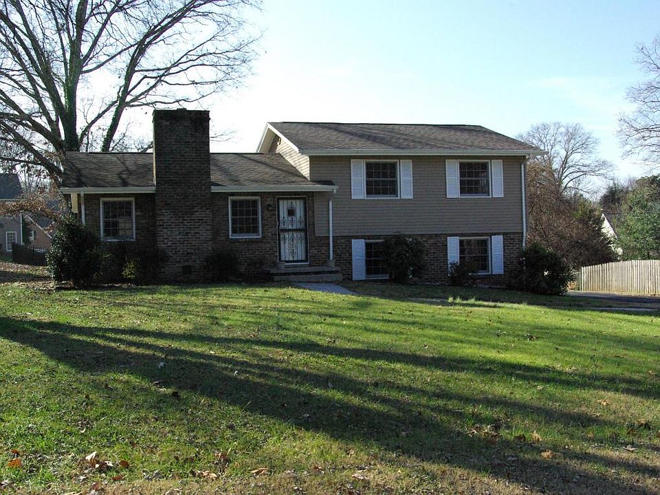 1st image of 1413 Timbergrove Dr