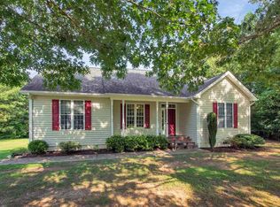 5 Butler Ln, Scottsville, VA 24590