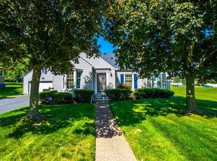 2329 Ridgewood St, Highland, IN 46322