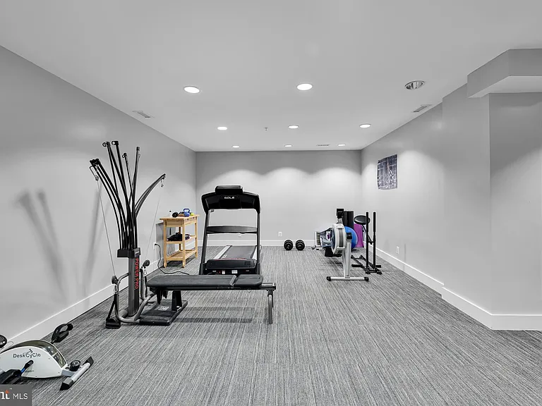 449 R St NW #101 — Photo 5