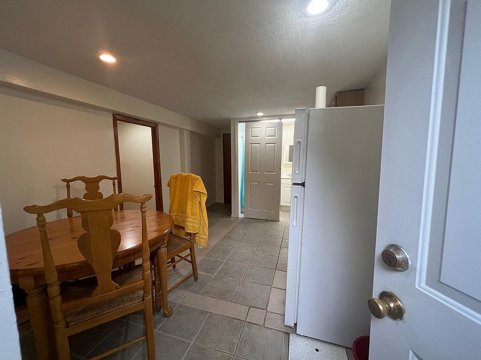 2nd image of 571 E 89th St Floor 1