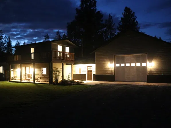 242 Lodgepole Ln, Moyie Springs, ID 83845
