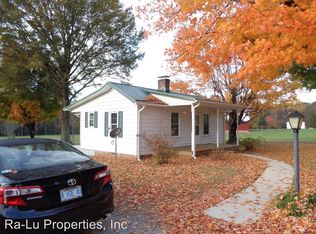 1424 Oak Ridge Rd, Kernersville, NC 27284