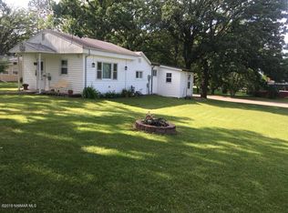 814 5th St NE, Fosston, MN 56542
