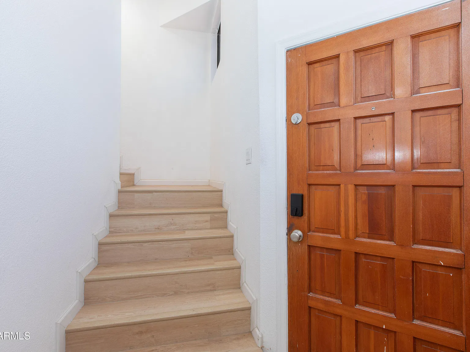 2 bed, 2.0 bath, 1088 sqft, $3,300 — Photo 3
