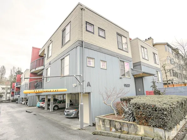 9520 1st Avenue NE #C202, Seattle, WA 98115