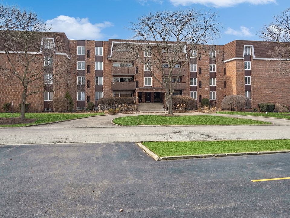 120 S Spruce Ave Apt 105, Wood Dale, Il 60191 