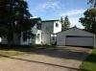 163 Fontana Ave, Fontana, WI 53125