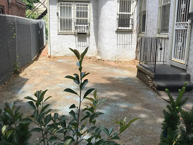 4101 Chester Ave #3 — Photo 99