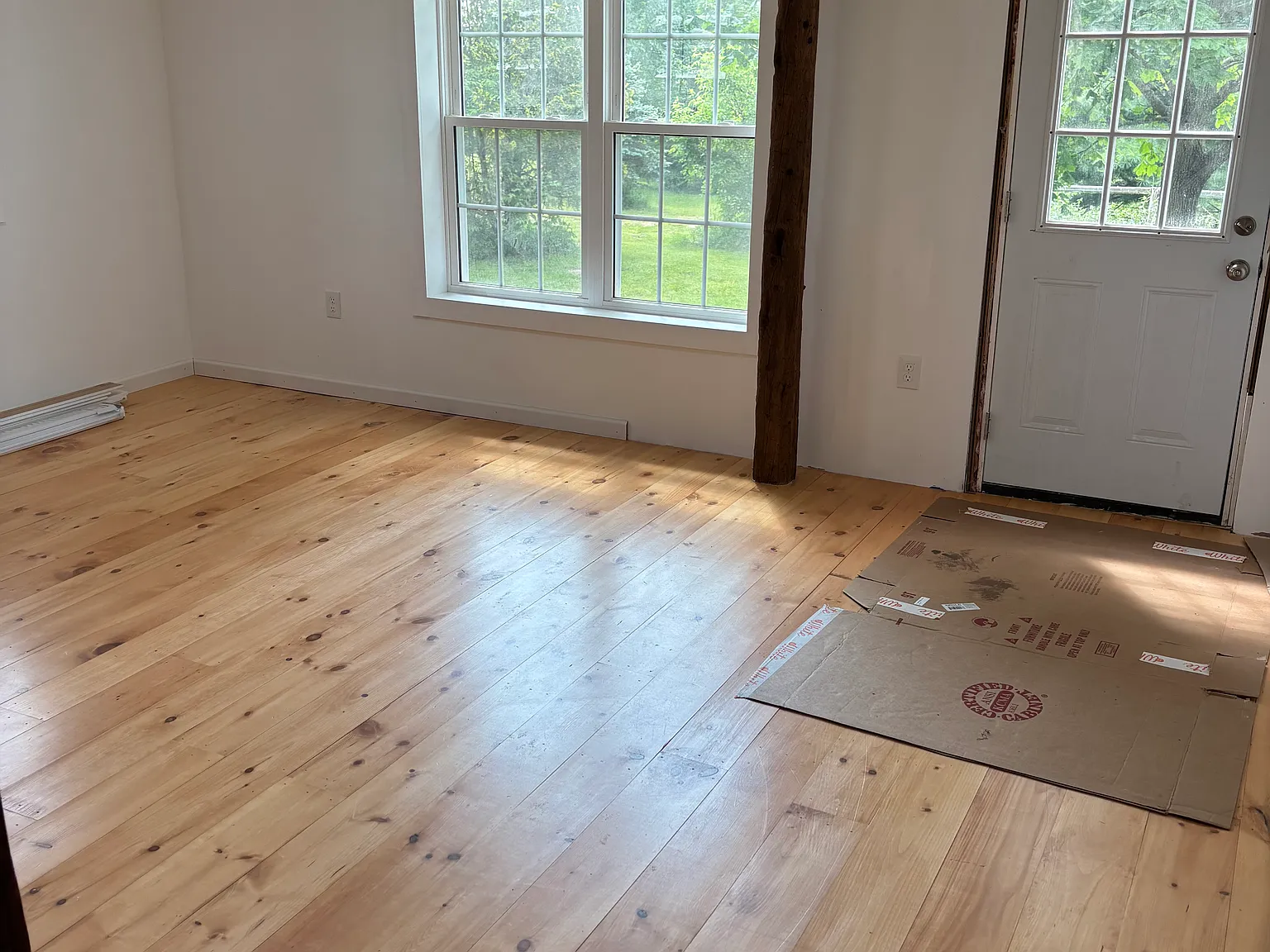 1 bed, 850 sqft, $1,200 — Photo 2