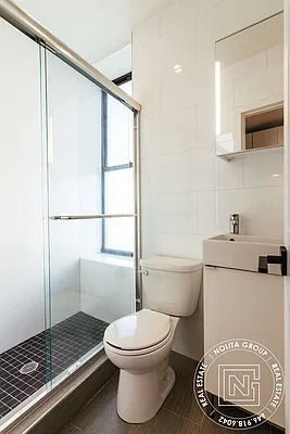 Rented by Nolita Group | media 10