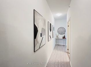 8323 Kennedy Rd #706, Markham, ON L3R5W7