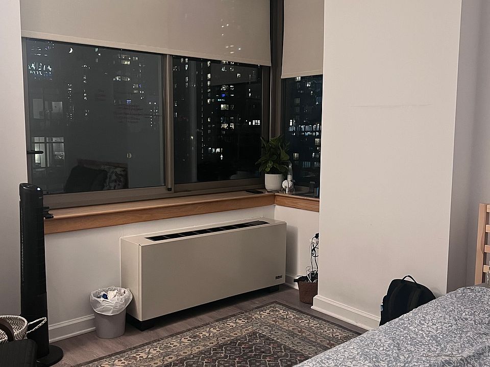 1st image of 35 W 33rd St