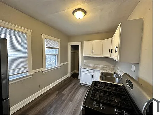 4 bed, 1600 sqft, $1,500 — Photo 3