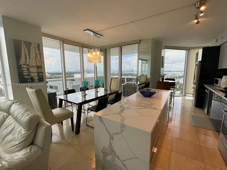4775 Collins Ave #2105 — Photo 19