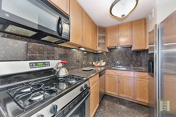Sold by Halstead Real Estate | media 2