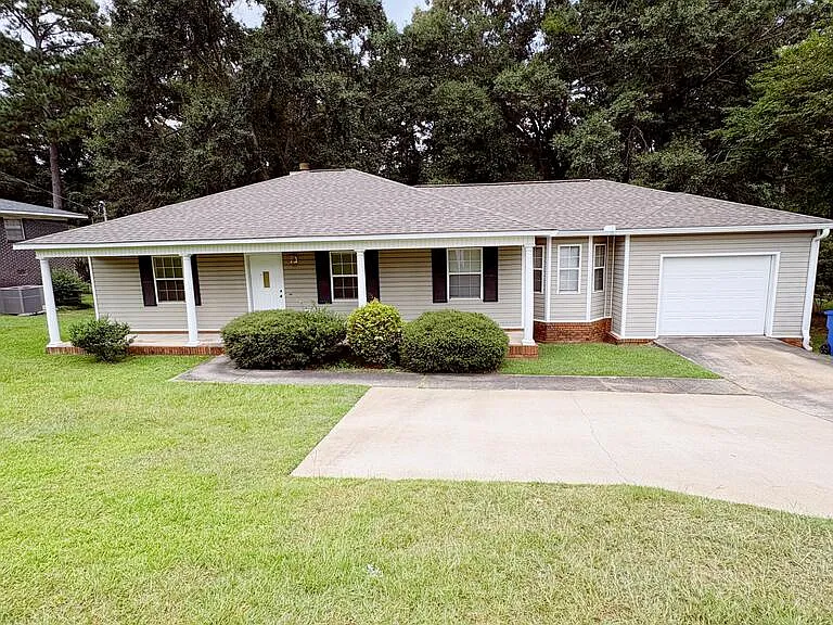 200-200 Woodland Cir — Photo 1