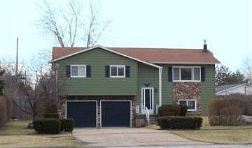 2nd image of 3723 Leavitt Rd