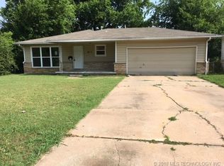 5907 E 25th Pl, Tulsa, OK 74114