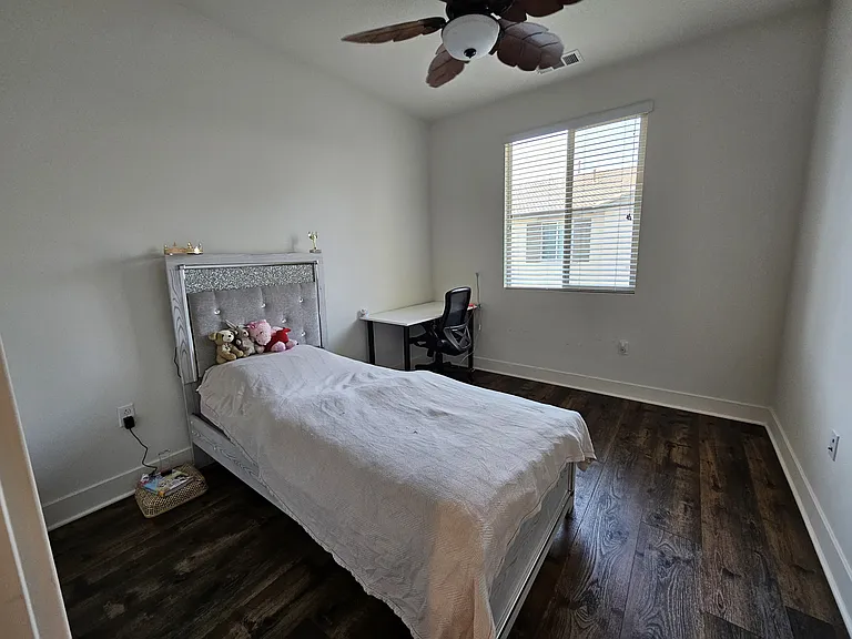 392 S Auburn Heights Ln — Photo 24