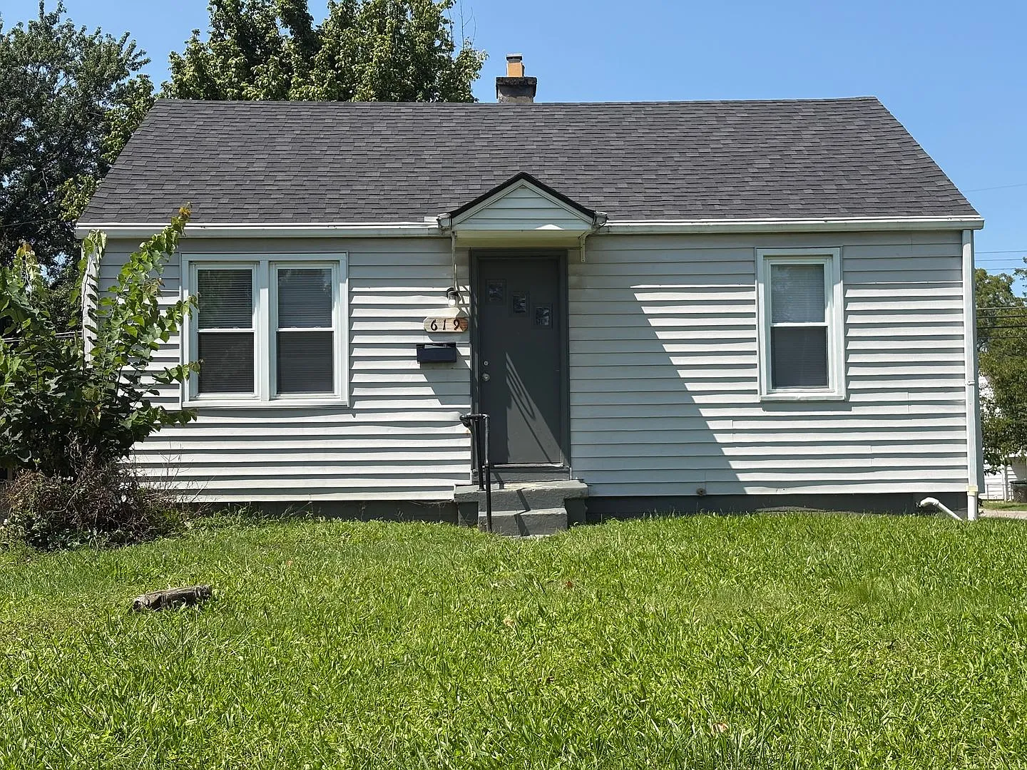 619 Waverly St. — Photo 1