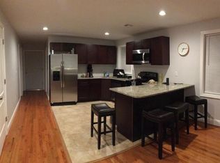 390 Academy Avenue, Providence, RI 02908