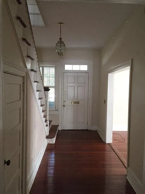 1429 Pendleton Street — Photo 4