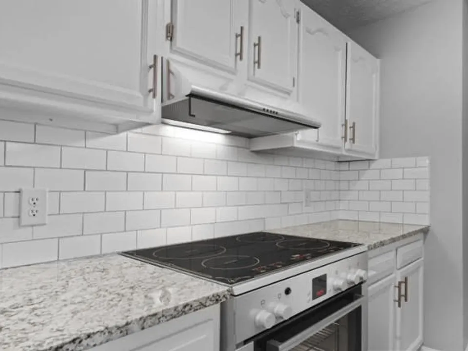 Welcome to Laketree Apartments A Place to Call Home!