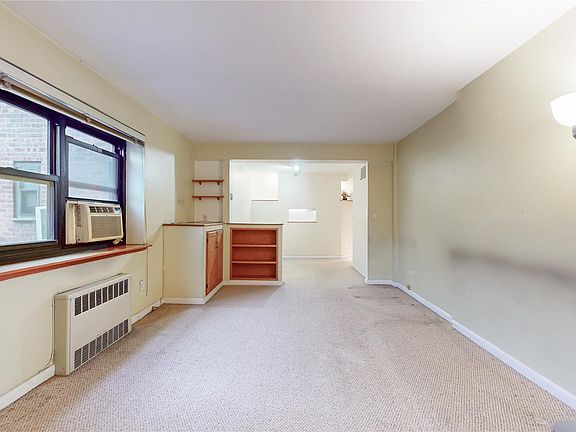 3rd image of 102-102 45th Rd #67-2R