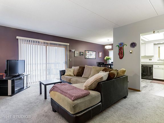 2nd image of 1653 River St APT 204