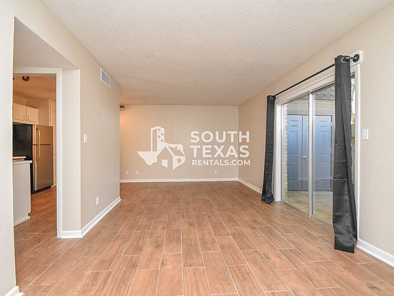 5th image of 308 Westwood St #D