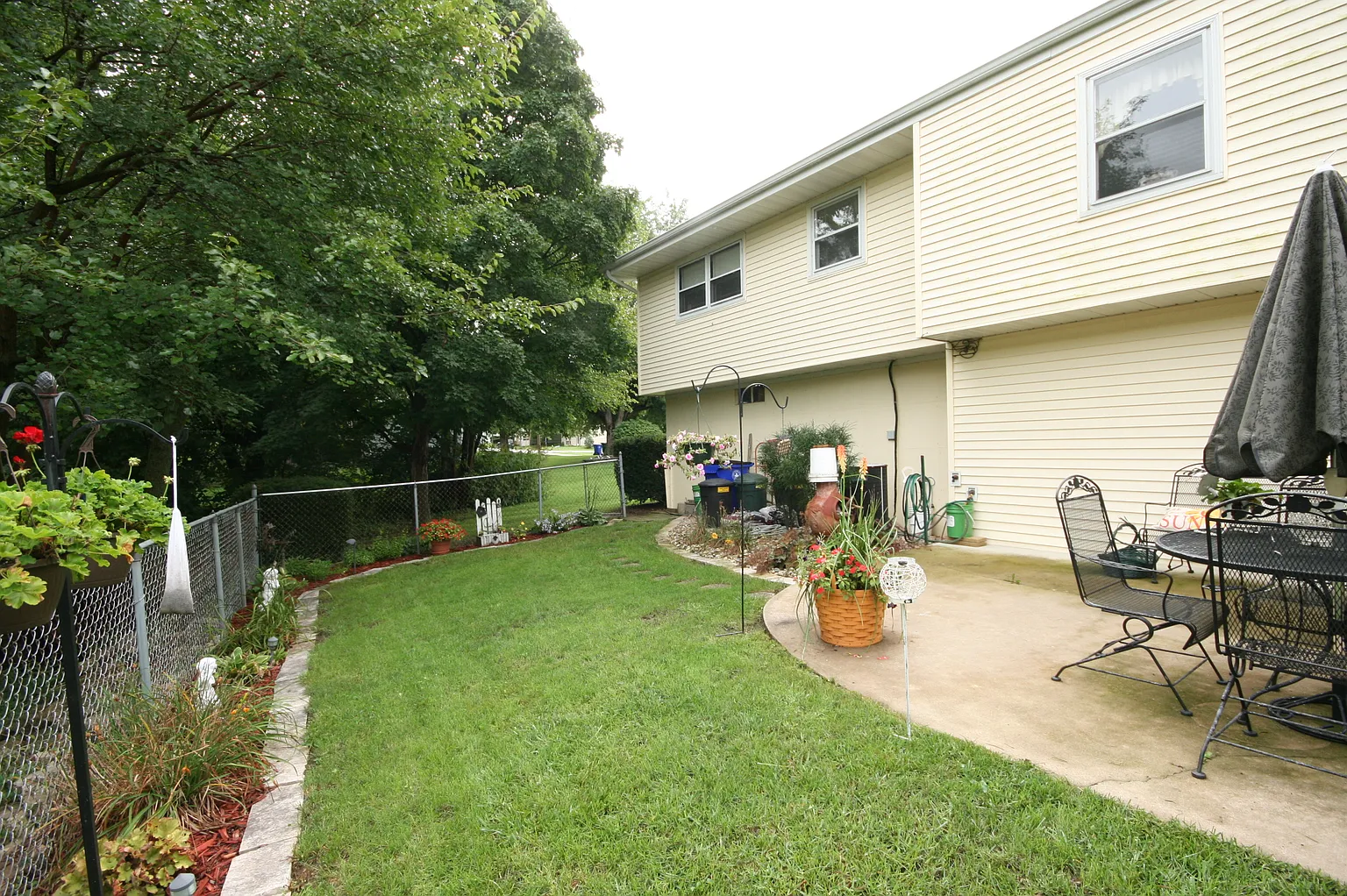 1850 W Harrison Ave photo 1