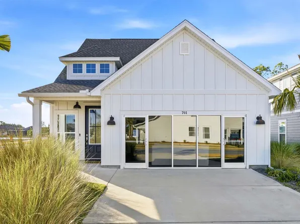701 Longpoint Way, Panama City Beach, FL 32407