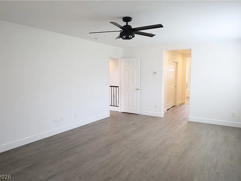 5469 Atrium Woods Ln — Photo 17