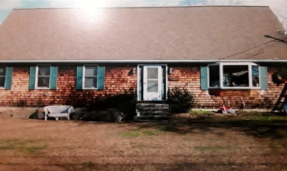 40 Pound Rd, Westerly, RI 02891 Zillow