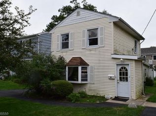 41 Stirling Rd, Parsippany, NJ 07054