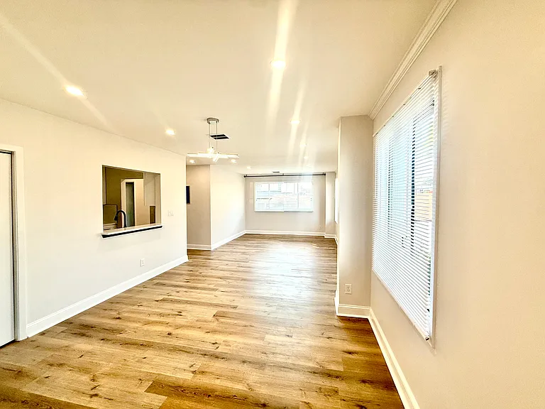 200 Paterson Ave #A1 — Photo 4