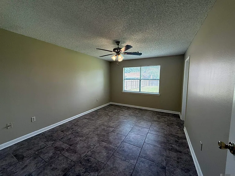 3756 Karen Dr — Photo 5