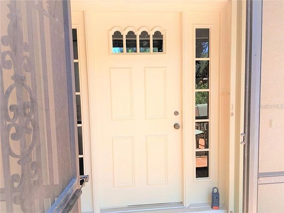 4th image of 286 Laurel Hollow Dr #37
