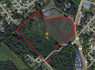 N Main St, Clinton, TN 37716