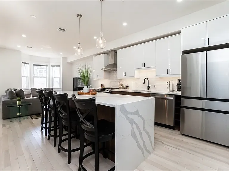 28 Telegraph St #2 — Photo 2