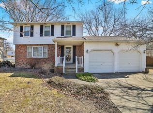 1039 Baseline Rd, Grand Island, NY 14072