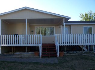 991 E Lookout Dr, Glenrock, WY 82637
